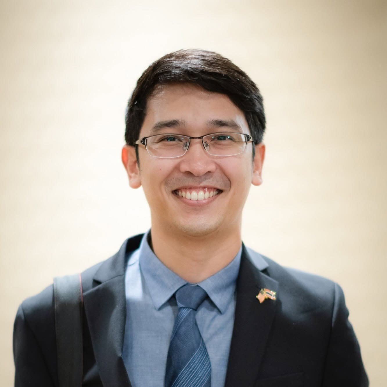 พี่เอิร์บ — ผรณกษม อินทรทัต